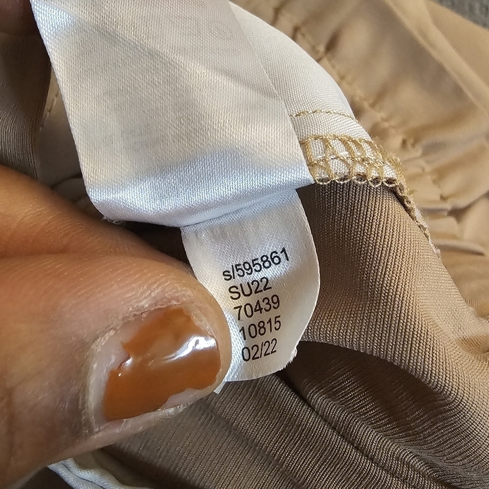 Ann Taylor Light Brown Tan High Rise Relaxed Minimalist Casual Shorts Large - Picture 6 of 8